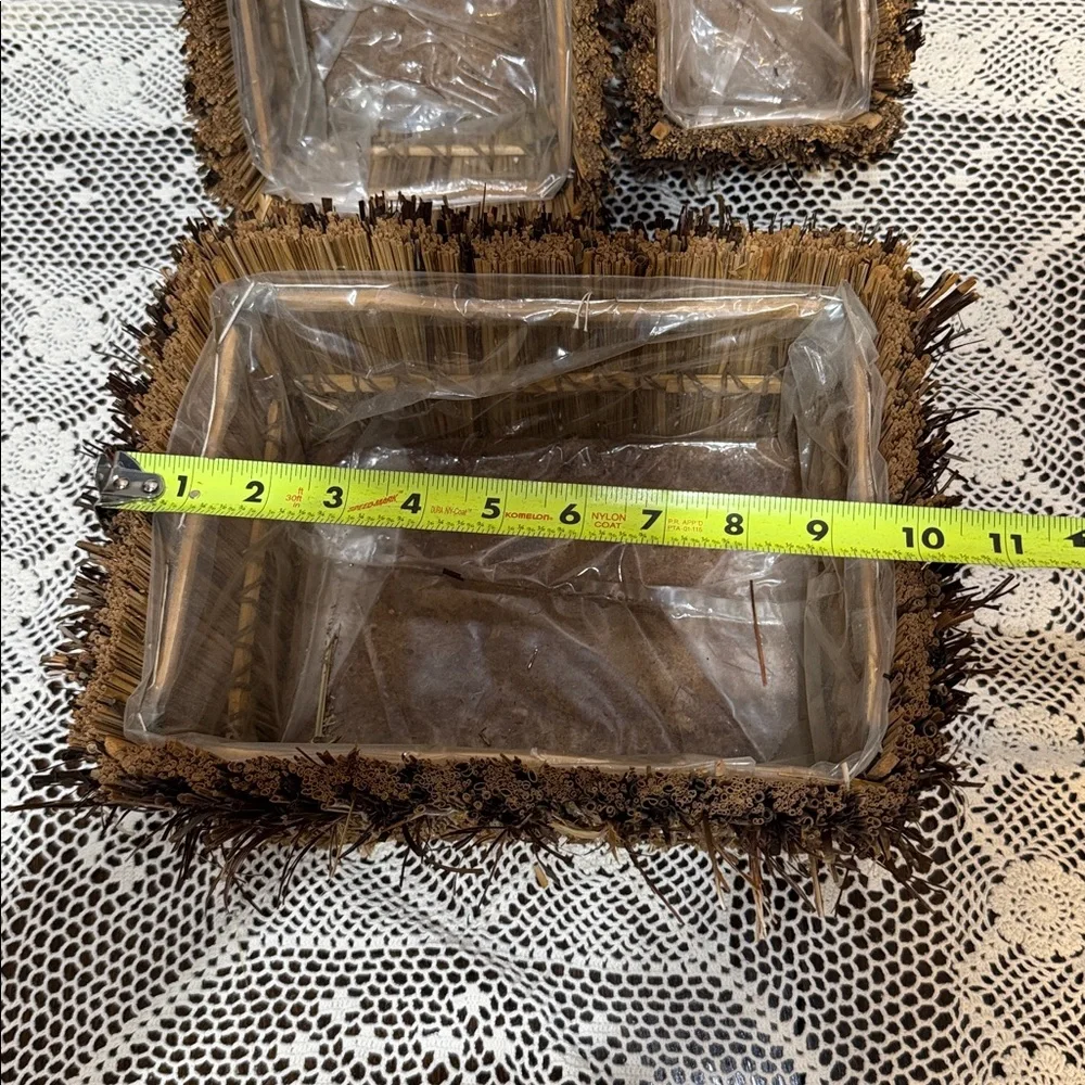 Set Of 3 Nesting Planters Baskets Straw Grass With Liner